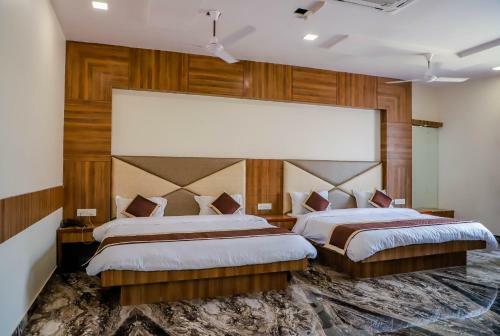 Hotel Komal Inn