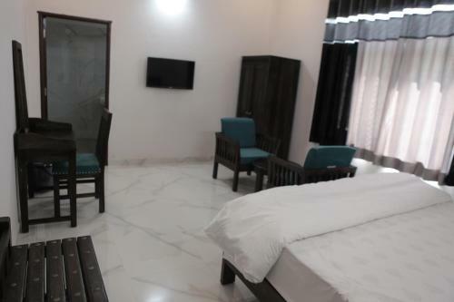 Hotel Brahma Heritage-luxury Rooms With Nature Love