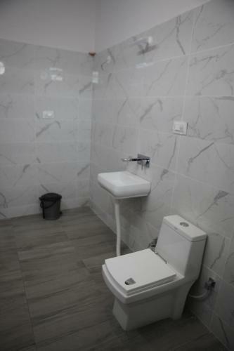 Hotel Brahma Heritage-luxury Rooms With Nature Love
