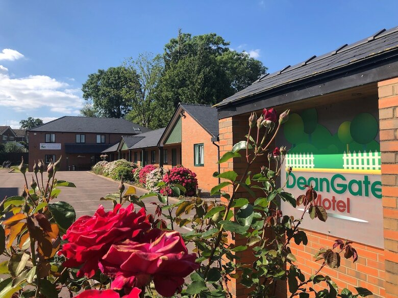 Deangate Motel