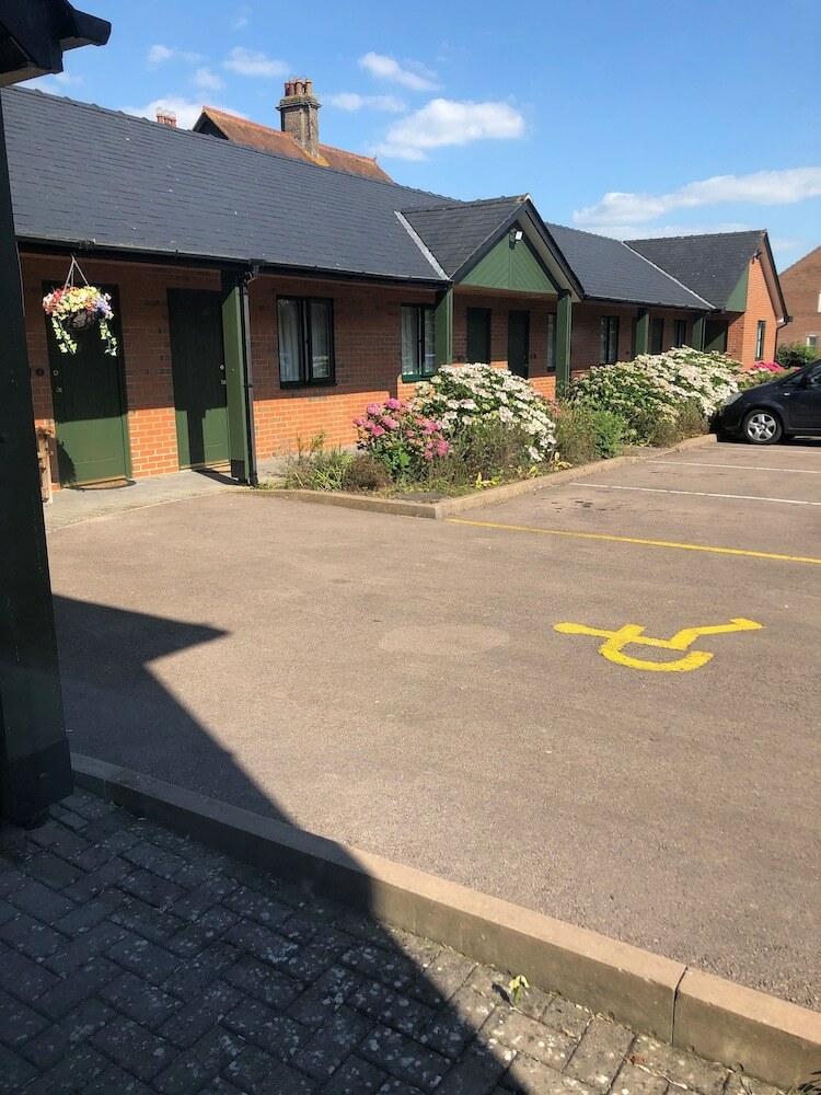 Deangate Motel