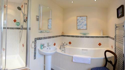 Bed & Breakfast Catwell House