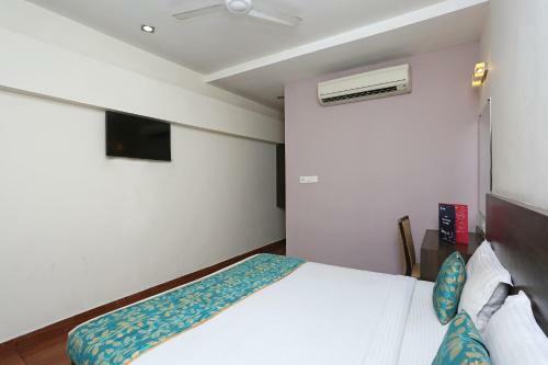 Oyo 4940 Hotel Sea Rock