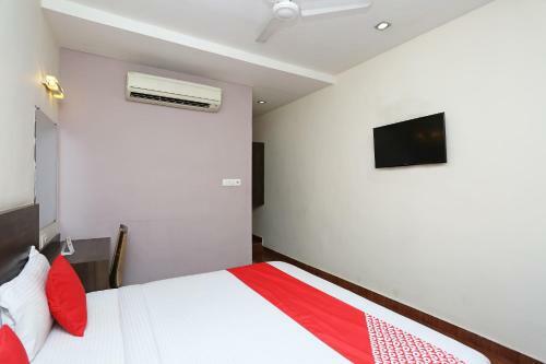 Oyo 4940 Hotel Sea Rock