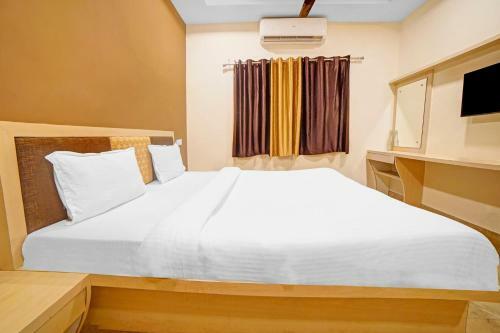 Collection O 85449 Edge Hotel