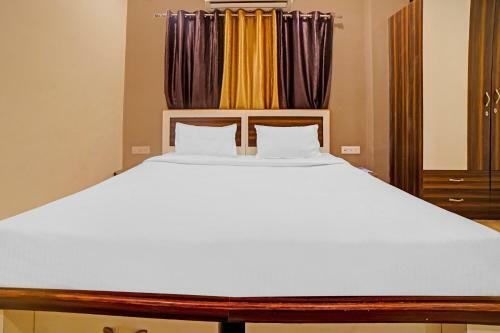 Collection O 85449 Edge Hotel