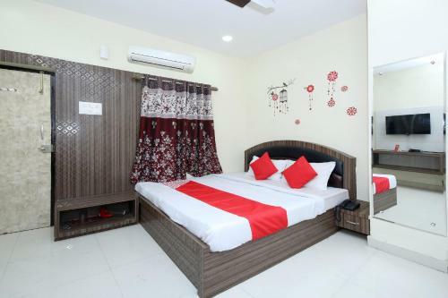 Oyo 27933 Hotel Green Valley