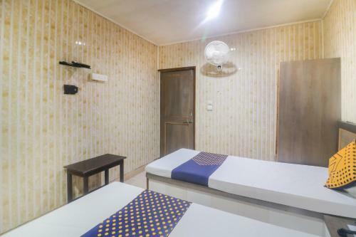 Spot On 60962 Hotel Chandra