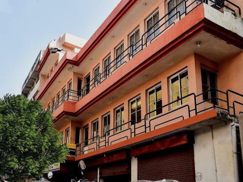 Hotel Spot On 69749 Hari Om Palace