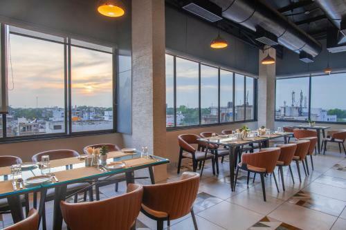 The M Hotel
