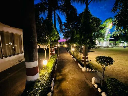 Hotel Corbett Fun Resort