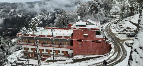 Hotel The Ranikhet Continental