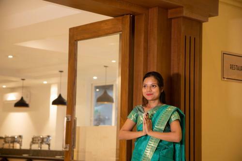 Hotel Iris Lite Corbett