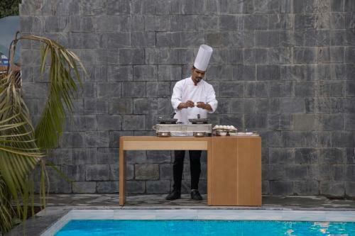 Hotel Iris Lite Corbett
