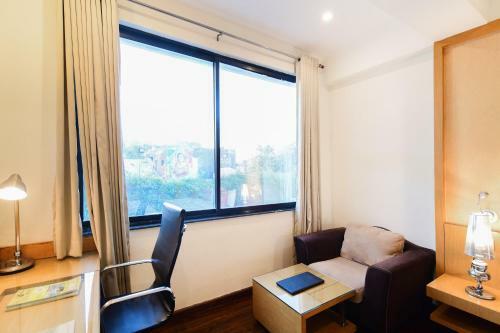 Capital O 5970 Hotel Balaji Central