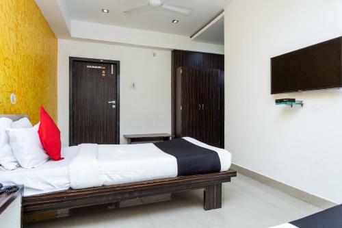 Capital O 5970 Hotel Balaji Central