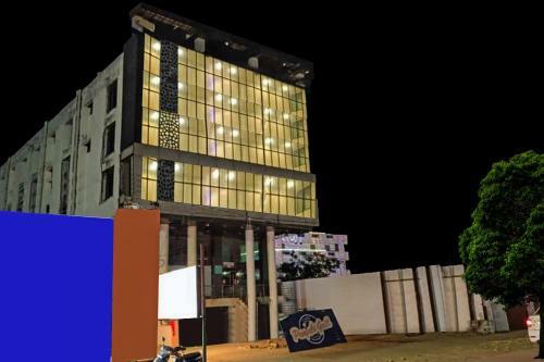 Townhouse 722 Hotel Pal Residency