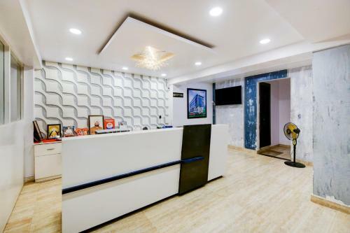 Townhouse 722 Hotel Pal Residency