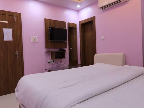 Townhouse 884 Hotel Fountain Residency