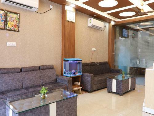 Townhouse 884 Hotel Fountain Residency