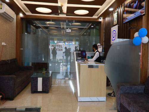 Townhouse 884 Hotel Fountain Residency