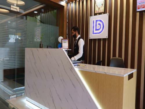 Townhouse 884 Hotel Fountain Residency