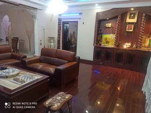 Hostal The Candy Suites