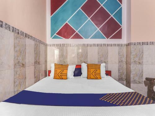 Spot On 79257 New Sado Hotel