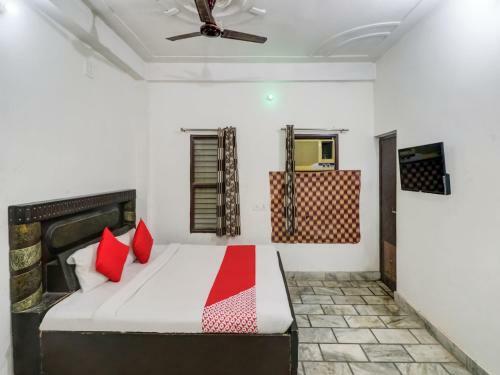 Oyo 84330 Sansaar Hotel