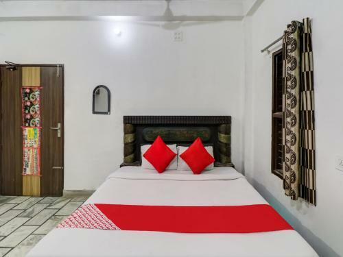 Oyo 84330 Sansaar Hotel