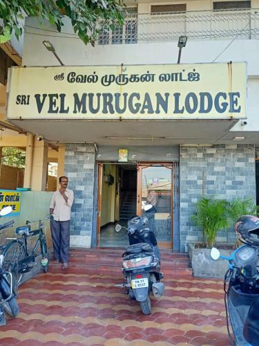 Sri Velmurugan Lodge