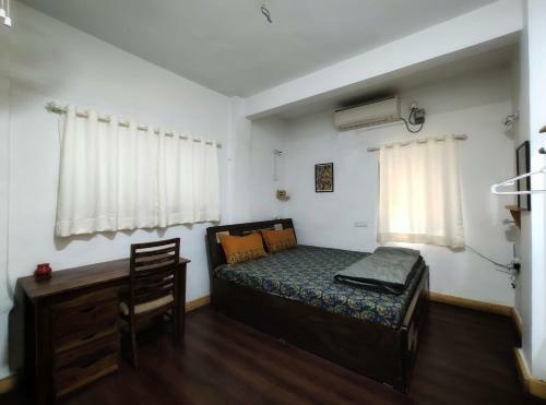 Hoshtel99 - Stay, Cowork & Cafe - A Backpacker Hostel