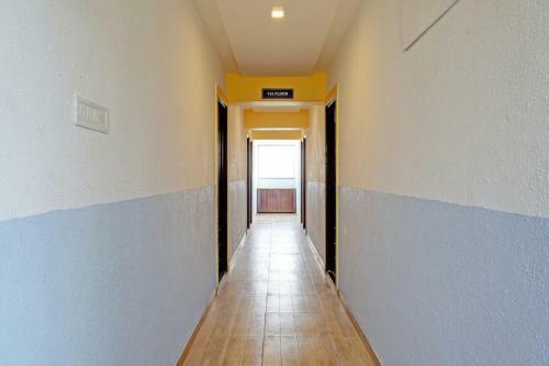 Collection O 84345 Hotel Raj & Lodging