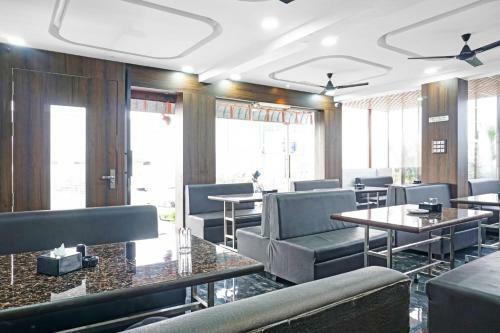 Capital O 85874 Hotel Shreyash Executive