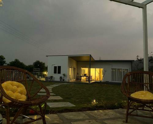 Villa The White Haven - A Countryside Hideaway Near Pune