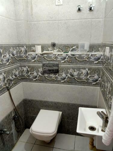 Hotel Hindupura Residency