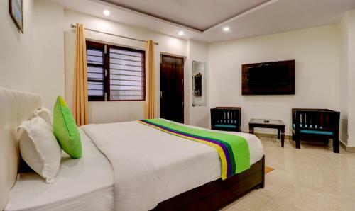 Treebo Trend Hotel Nv