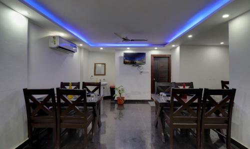 Treebo Trend Hotel Nv