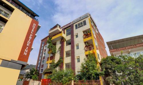 Treebo Trend Hotel Nv