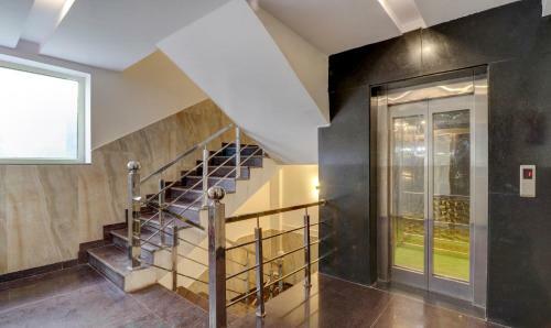 Treebo Trend Hotel Nv