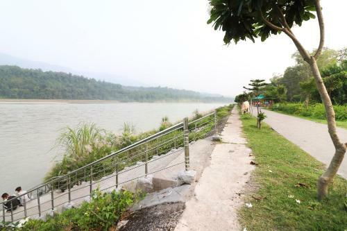 Hotel Ganga Forest View
