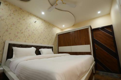 Hotel Ganga Forest View