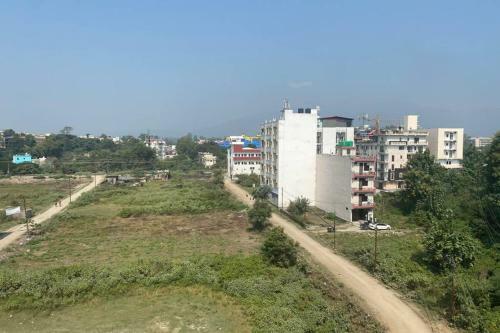 Apartamento Luxurious 2bhk With Huge Terrace, Partial River View