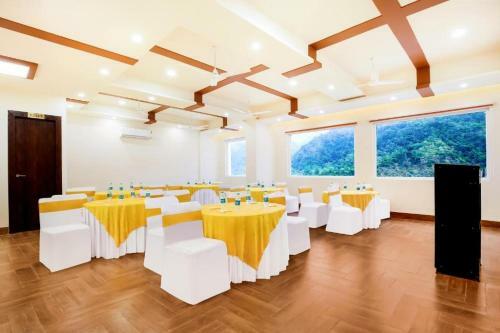 Hotel Harmony On Ganges - Laxmi Heights, Tapovan Rishikesh