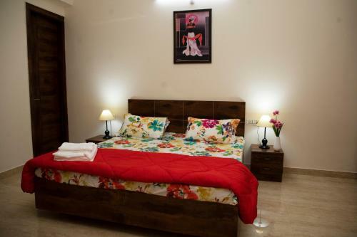 Yogvan Hill View Luxury Apartment