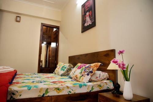 Yogvan Hill View Luxury Apartment