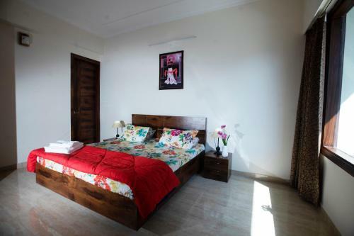 Yogvan Hill View Luxury Apartment