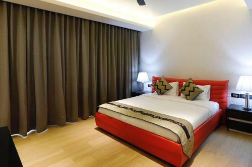 An Extravagant Pushp Villa Overlooking The Ganges