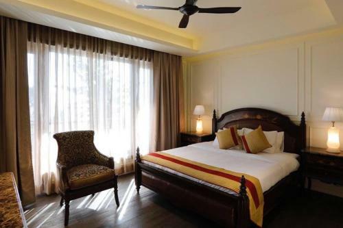 A Majestic Luxurious Rajasi Villa Overlooking The Ganges