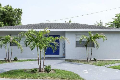 New Entire House- Spacious Cozy Family Home